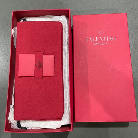 (SOLD) Valentino Garavani Rockstud Flats - Picture 8 of 11